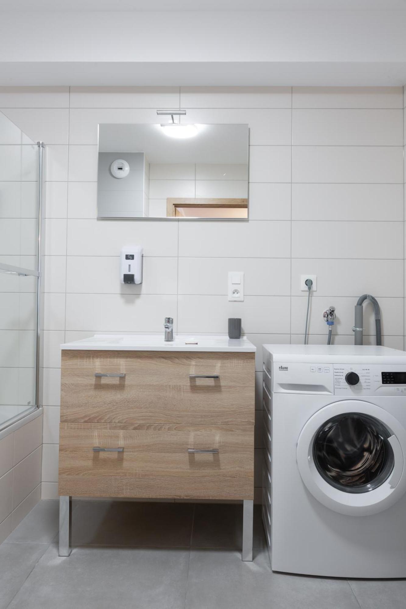 Le Rhenanus Jean Geiler De Kaysersberg - Appartement Ideal Pour Famille, Au Calme - Centre Ville - Parking Gratuit Selestat Ngoại thất bức ảnh